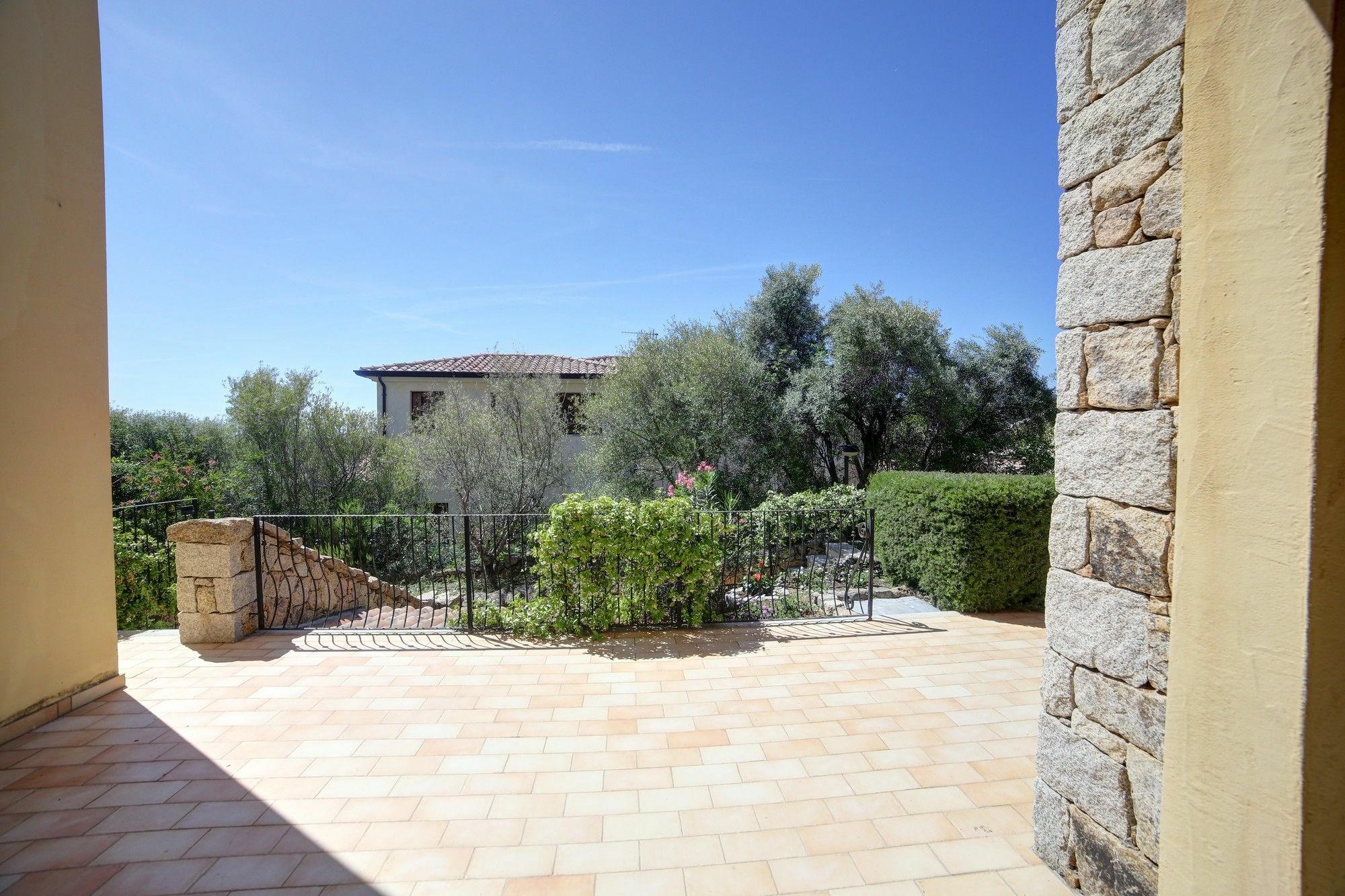 Delia Apartments San Teodoro  Exterior photo