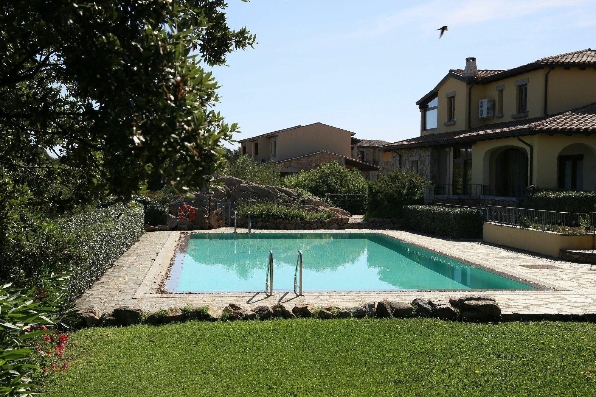 Delia Apartments San Teodoro  Exterior photo